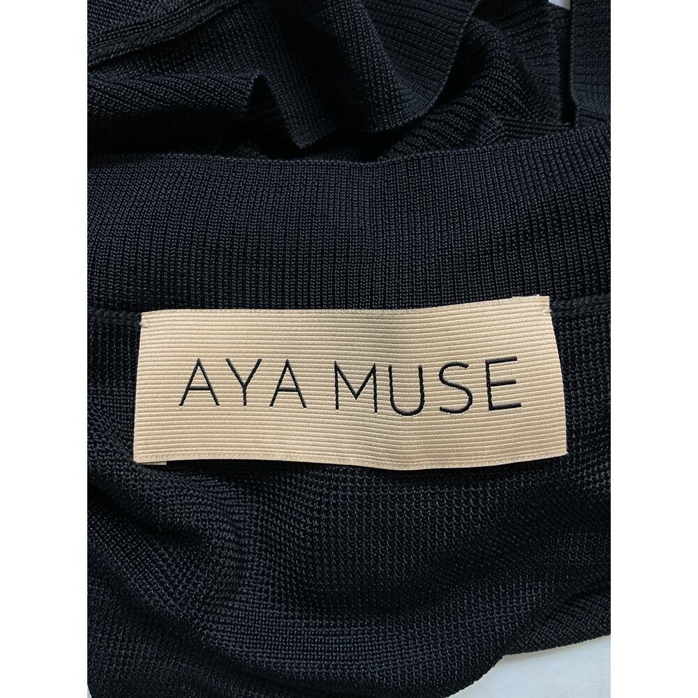 Aya Muse Black Wrap Top - Picture 4 of 5